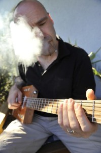 Cigarbox-Gitarre